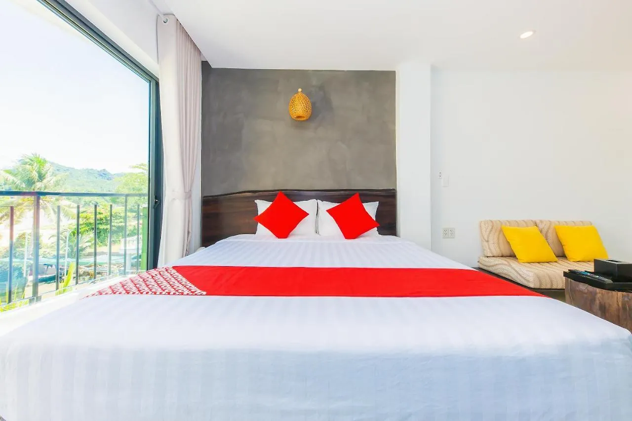 Oyo 426 Klaus Resort Нячанг 3*,  Вьетнам