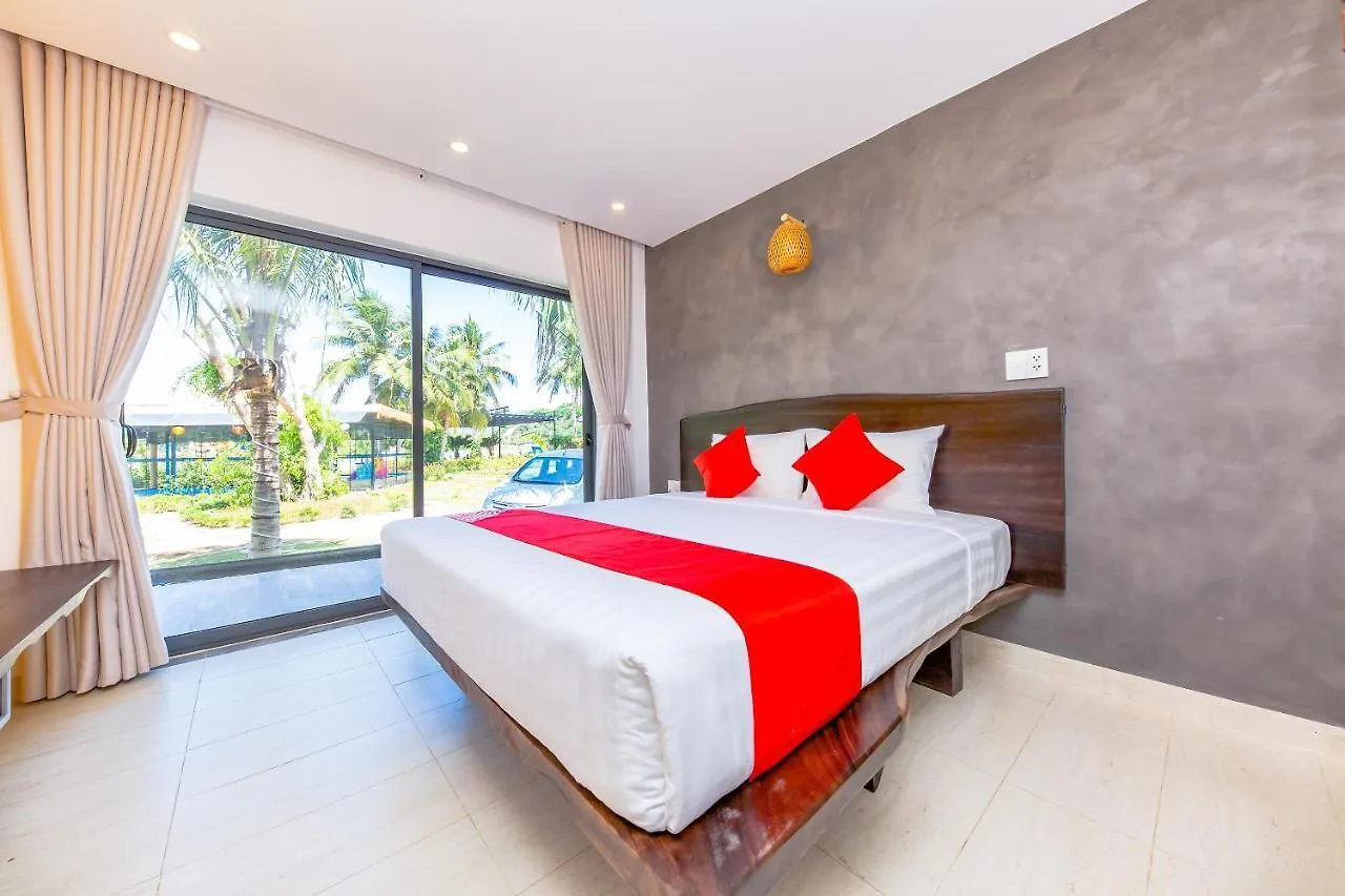 Отель Oyo 426 Klaus Resort Нячанг