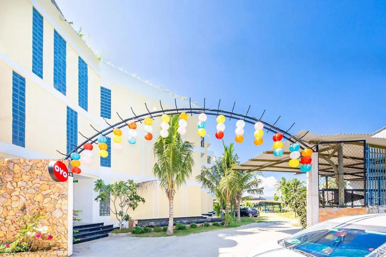 *** Отель Oyo 426 Klaus Resort Нячанг Вьетнам