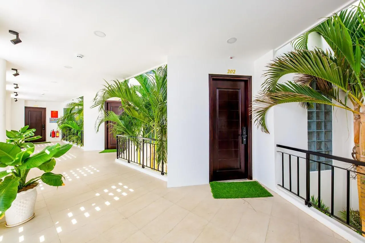 Отель Oyo 426 Klaus Resort Нячанг