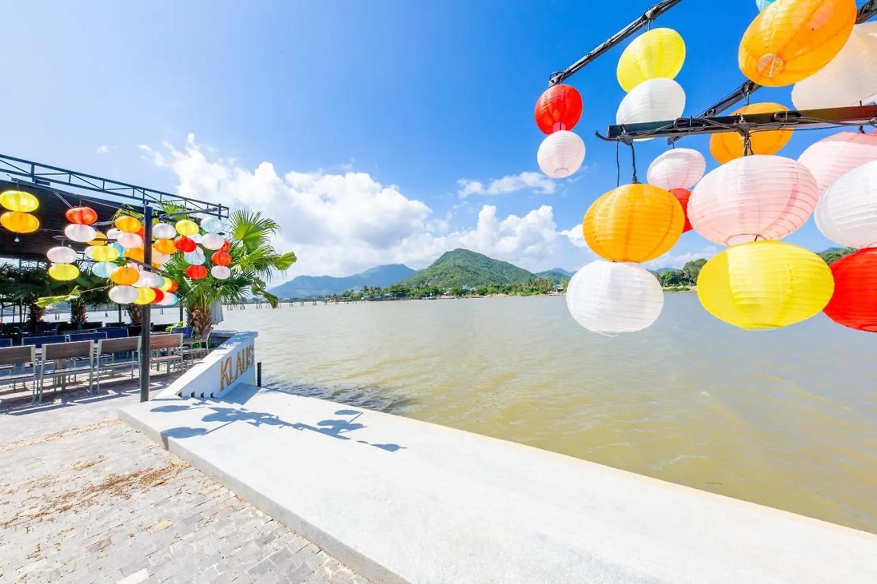 Oyo 426 Klaus Resort Nha Trang Hotel